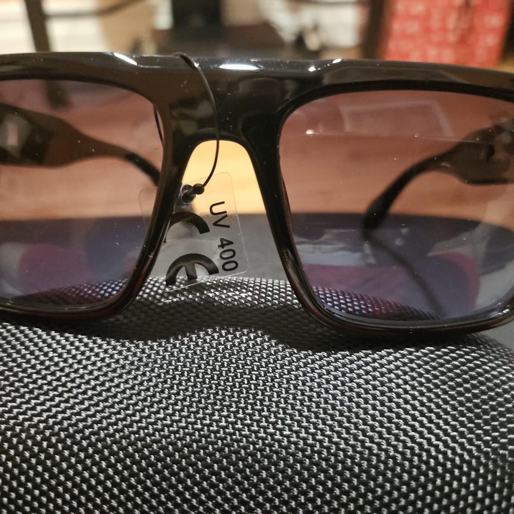 Versace Black Sunglasses with Gold Medusa Detail - Picture 3 of 3